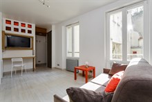 A louer à la semaine grand studio alcôve moderne pour 2 ou 4 sur l'Île de la Cité Paris 4ème