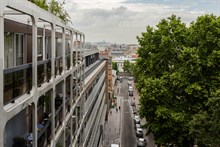 A louer en courte durée pour 2 grand F2 avec terrasse à Nation Paris 12ème