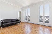 Location vide d'un appartement de 3 pièces avec 2 chambres entre Cambronne et Commerce Paris 15ème