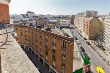 F3 refait à neuf à louer vide avec 2 chambres et un balcon entre Cambronne et Commerce Paris 15ème