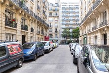 Location meublée d'un appartement de 3 pièces avec double living dans le quartier de Commerce Paris 15ème arrondissement