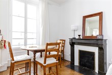 Location d'un F3 meublé pour courte durée avec 2 chambres à Villiers aux Batignolles Paris 17ème arrondissement