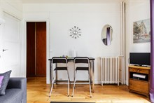 Location meublée de courte durée d'un studio moderne pour 2 dans le quartier de Montparnasse Paris 15ème