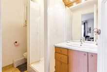 Location meublée en courte durée d'un studio confortable pour 2 dans le quartier de Montparnasse Paris 15ème