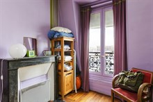 A louer en courte durée bel appartement de 2 pièces confortable pour 2 ou 4 personnes à Ménilmontant, Paris 11ème