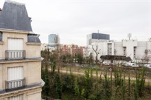 Elegante appartamento di 35 m2 con 2 stanze per 2 o 4 persone, quartiere Balard, nel 15° distretto di Parigi.