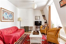 Soggiornate in questo splendido appartamento per 2 o 4 persone con 2 stanze interamente arredato in stile classico e raffinato.