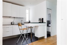 Appartamento di 3 stanze di 48 m2 in rue Falguière, al 6° piano con ascensore, Montparnasse, 15° distretto di Parigi.