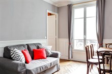 Elegante appartamento di 2 stanze su 38 m2, per 2 o 4 persone, in stile moderno e raffinato a Ménilmontant, 20° distretto di Parigi