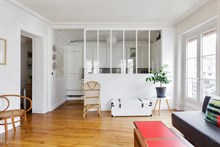Appartamento per 4 persone di 68 m2 in zona Daumesnil, al 4° piano senza ascensore, nel 12° distretto di Parigi.