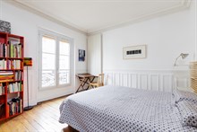 Appartamento per 4 persone di 68 m2 in zona Daumesnil, al 4° piano senza ascensore, nel 12° distretto di Parigi.