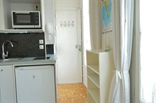 Spazioso appartamento di 27 m2 per 2 persone in rue Poncelet a Ternes, nel 17° distretto di Parigi