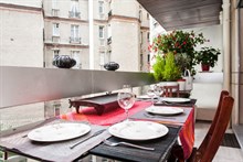 Splendido appartamento per 3 persone con terrazza a Raspail, 6° distretto di Parigi