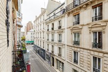 Appartamento per 2 o 4 ospiti, nel celebre e residenziale quartiere di Passy, 16° distretto, a pochi passi dal centro di Parigi.