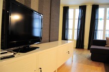 Weekend rental apartment at Montorgeuil, Paris II