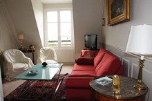 1 bedroom apartment furnished to rent for 4 guests Rue de La Paix Paris 2nd district