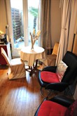 Furnished and renovated apartment to rent for the week sleeps 2 on rue du Commerce Paris 15th