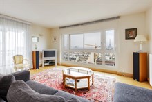 Fabulous weekly flat rental, furnished with 4-rooms near Montparnasse Tower, Paris 15th