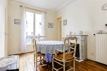 Vacation rental in Paris 15th arrondissement, long-term stays in 3-room turn-key apartment with plenty of privacy in calm area