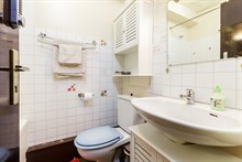 Location meublée de courte durée d'un studio confortable à Montparnasse Paris 15ème arrondissement