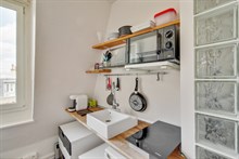 Location meublé, studette de 9 m2 au 6ème étage