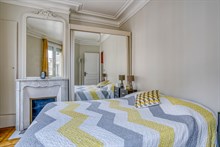 Location meublée en courte durée d'un F3 avec 2 chambres à Sèvres Lecourbe Paris 15ème