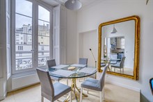 Location meublée saisonnière d'un F2 confortable à Sèvres Babylone Paris 6ème