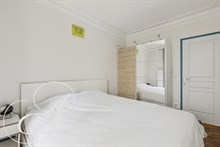 F2 à louer en courte durée à la semaine à Denfert Rochereau Paris 14ème