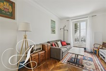 Location meublée saisonnière d'un F2 pour 4 personnes à Denfert Rochereau Paris 14ème