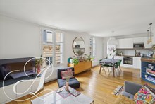 F3 de standing à louer à la semaine pour 4 personnes à Louvre-Rivoli, Paris 1er arrondissement