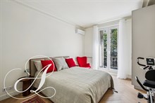Location meublée Paris : Appartement rénové de 5 pièces à Châtelet les Halles
