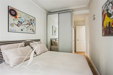 Location meublée Paris : Magnifique appartement de 5 pièces avec 3 chambres doubles