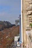 Location d'un appartement pour un weekend à Paris Champs Elysées