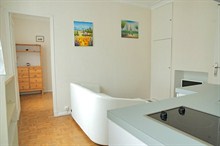 Location meublée à la semaine d'un F2 meublé pour 3 à Ternes Paris XVIIe