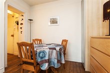 Location mensuelle d'un studio meublé et équipé avenue de Saint Ouen Paris 18ème