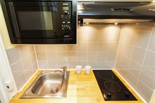 Location temporaire d'un studio meublé pour 2 avenue de Saint Ouen Paris 18ème