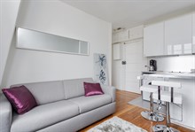 Location de courte durée à la semaine d'un F2 moderne meublé à Saint Placide Paris 6ème