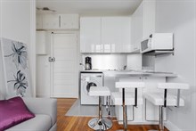 Location meublée à la semaine d'un F2 agréable à Saint Placide Paris 6ème arrondissement