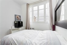 Location meublée à la semaine d'un F2 confortable à Saint Placide Paris 6ème arrondissement