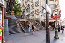 Spazioso appartamento di 3 stanze su una superficie di 90 m2, ideale per un soggiorno in famiglia